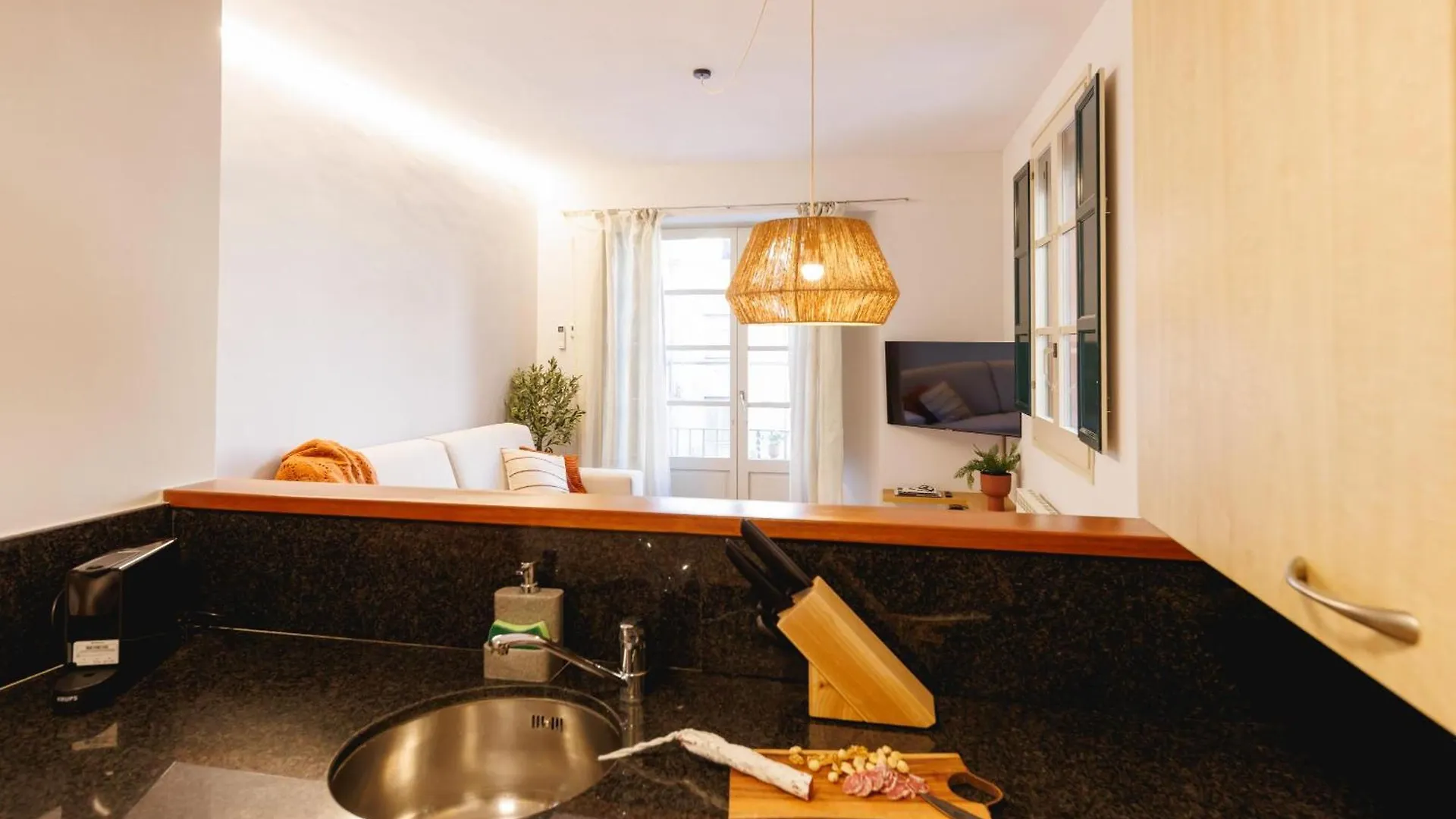 Bravissimo Catedral Apartment Girona 0*,